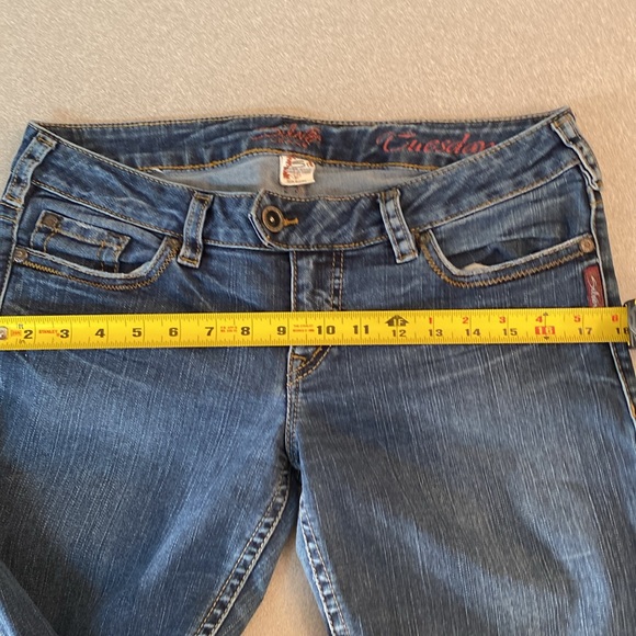 Silver - Tuesday Ladies jeans. Size 32/28 - Picture 6 of 11